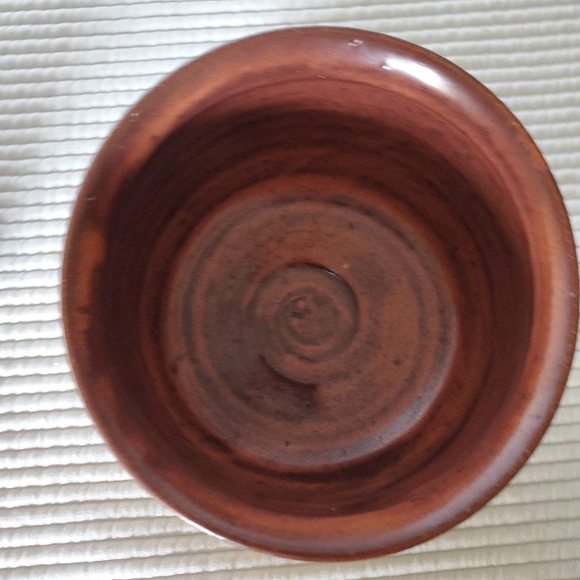 2 Handmade Pottered Bowls Vintage Pottery Brown Beige Signed 16oz - Picture 8 of 9